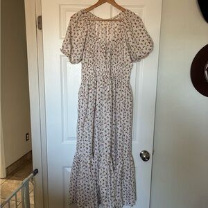 Christy Dawn Cream floral Brynne size large